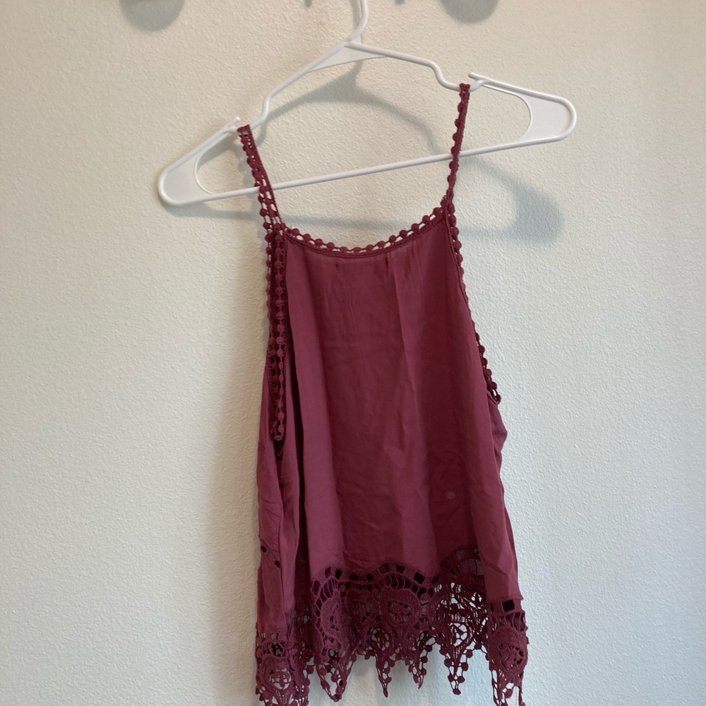 Maroon Tanktop - Picture 2 of 2